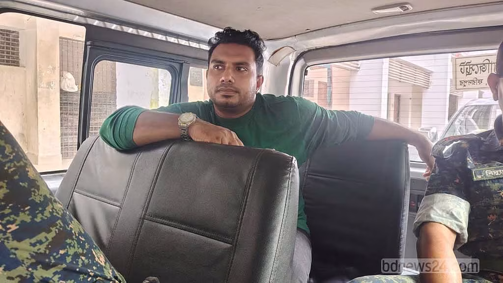 অবৈধভাবে যৌন উত্তেজক ওষুধ তৈরি, এনসিপি নেতা কারাগারে