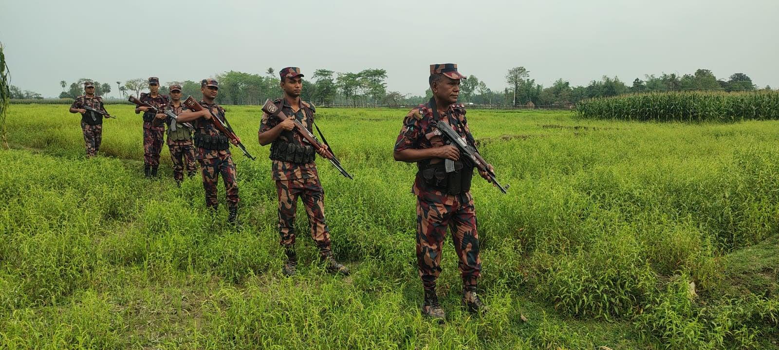 লালমনিরহাট সীমান্তে ১২ জনকে পুশইনের চেষ্টা বিএসএফের, বিজিবির বাধায় ব্যর্থ