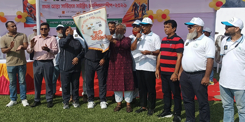 সংযুক্ত ছবি