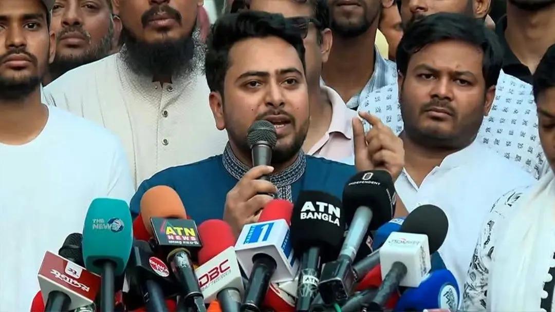 সংযুক্ত ছবি