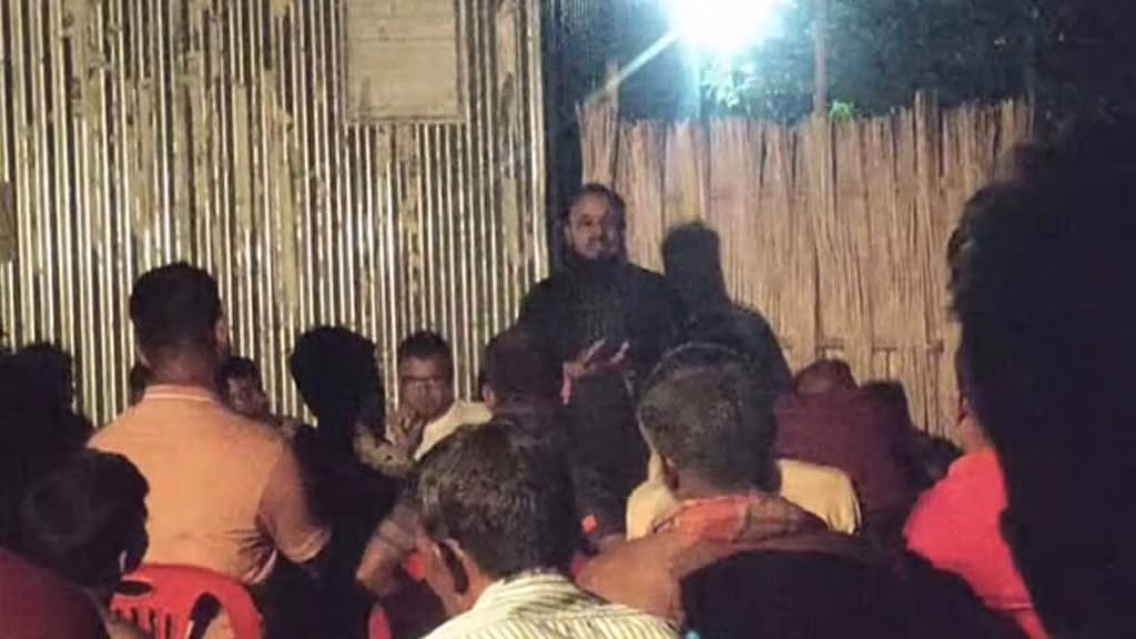 ‘অস্ত্র বানান, মার্ডার হলেও দায় আমার’—চেয়ারম্যানের ভিডিও ভাইরাল, শোকজ