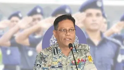 পুলিশের নতুন আইজিপি আলী হোসেন ফকির