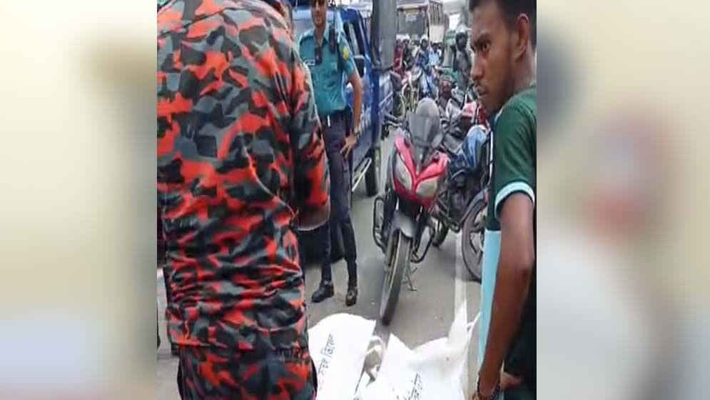 সংযুক্ত ছবি
