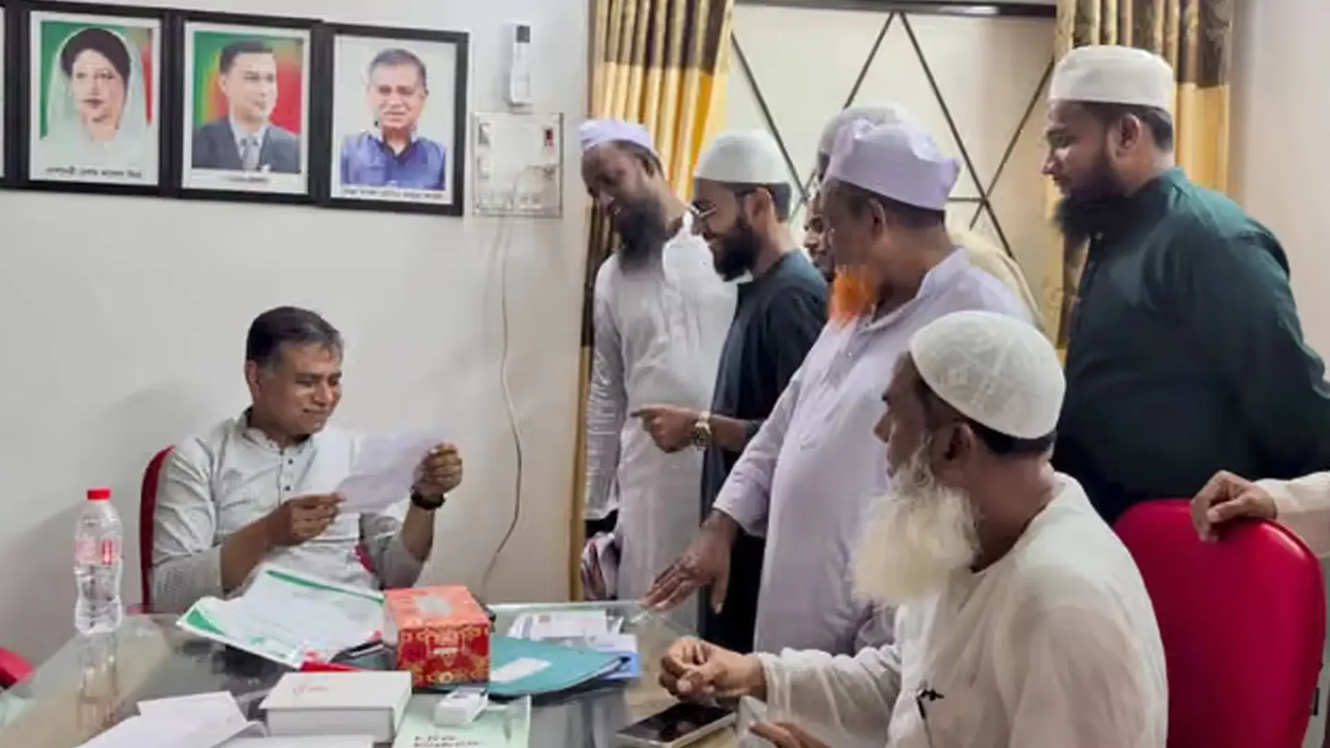 ব্রাহ্মণবাড়িয়ায় এবার কলেজে কনসার্ট বন্ধের দাবি কওমি ছাত্র ঐক্য পরিষদের