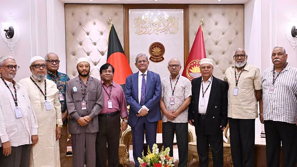 মুক্তিযোদ্ধাদের যথাযথ সম্মান ও মর্যাদা নিশ্চিত করতে হবে: রাষ্ট্রপতি