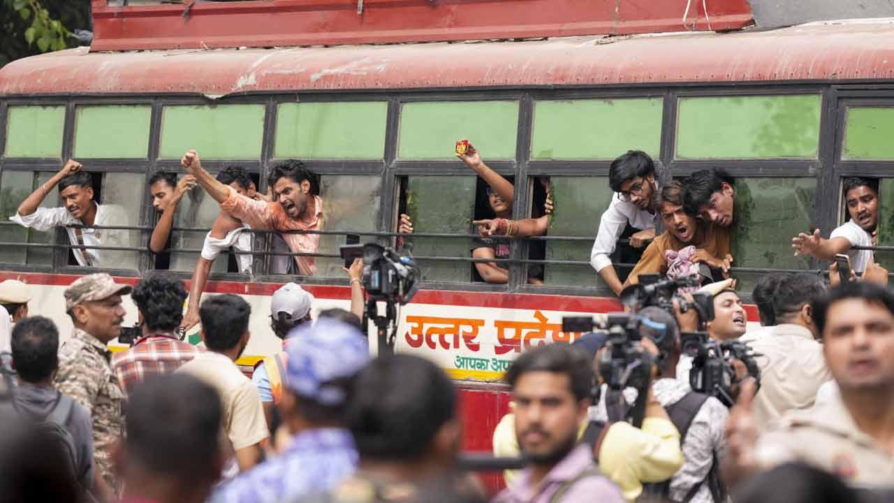 রাহুল-খাড়গেদের সাক্ষাৎ দেবেন না প্রধান বিচারপতি, দিল্লিতে কড়াকড়ি