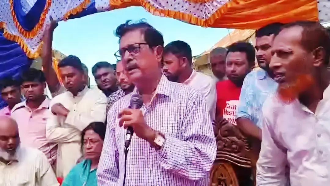 ‘লিখিত পাসের পর অ্যাডমিট কার্ড নিয়ে আসবেন, যেখানে ফোন করা লাগে করব’