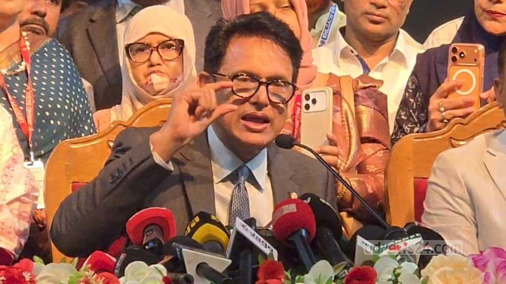 ‘কিছু’ স্কুলে মিশ্রপদ্ধতিতে ক্লাস ‘মন্দের ভালো’, সুস্পষ্ট নির্দেশনা চান শিক্ষকরা