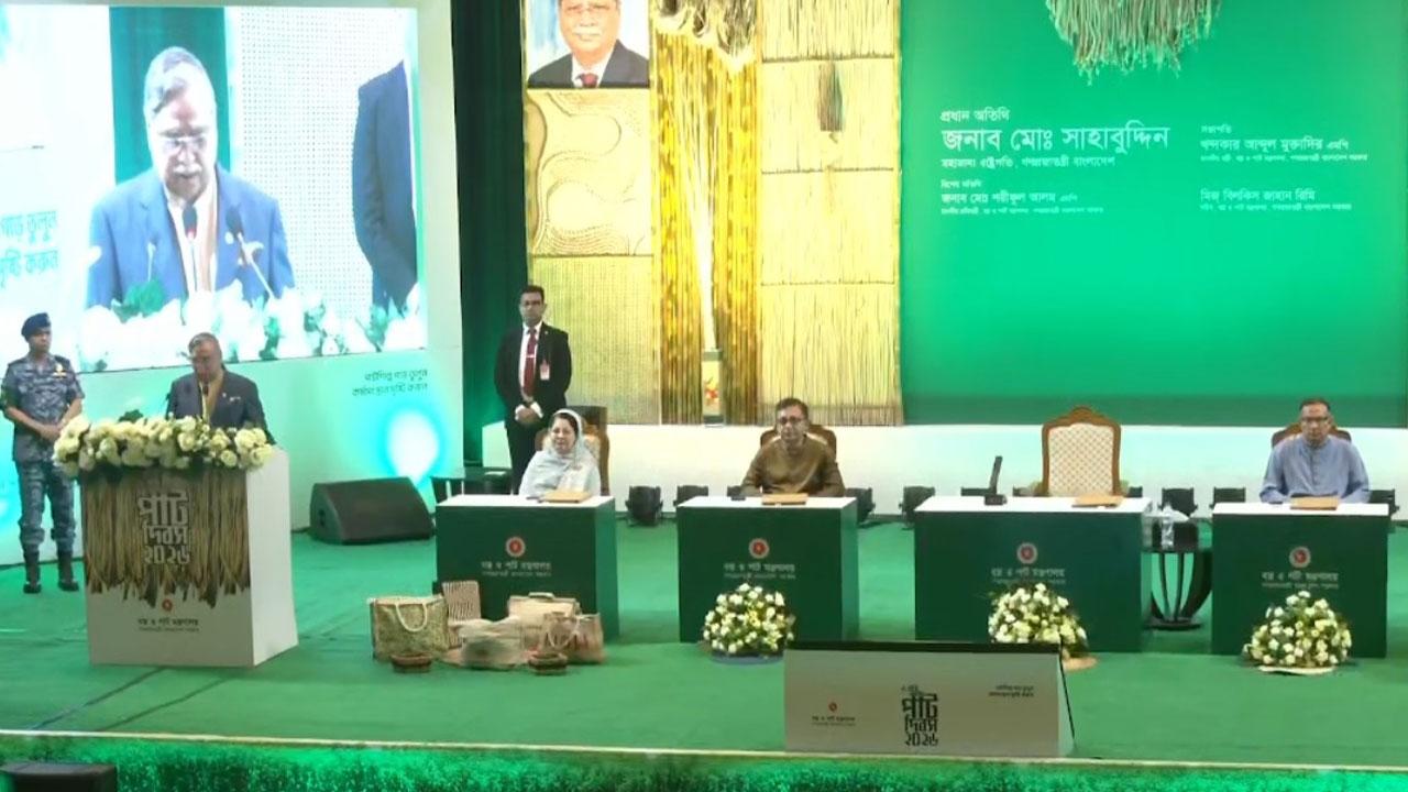 হাজারো প্রাণের বিনিময়ে গণতন্ত্রের ধারায় ফিরেছে বাংলাদেশ : রাষ্ট্রপতি