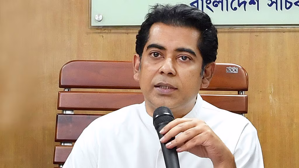 শেখ হাসিনার আত্মীয় বলায় সাংবাদিককে ‘আরও পেশাদার’ হওয়ার পরামর্শ তথ্যমন্ত্রী পার্থের