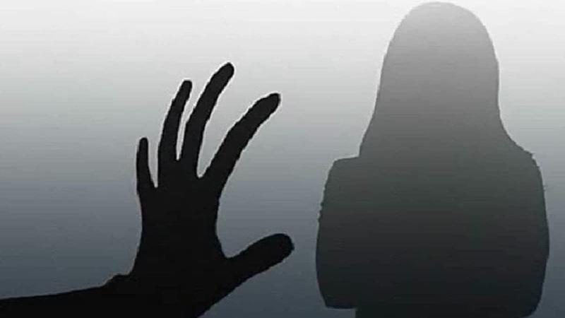 কোচিং শেষে বন্ধুর সঙ্গে দেখা করতে গিয়ে যৌন নির্যাতনের অভিযোগ, গ্রেপ্তার ৩