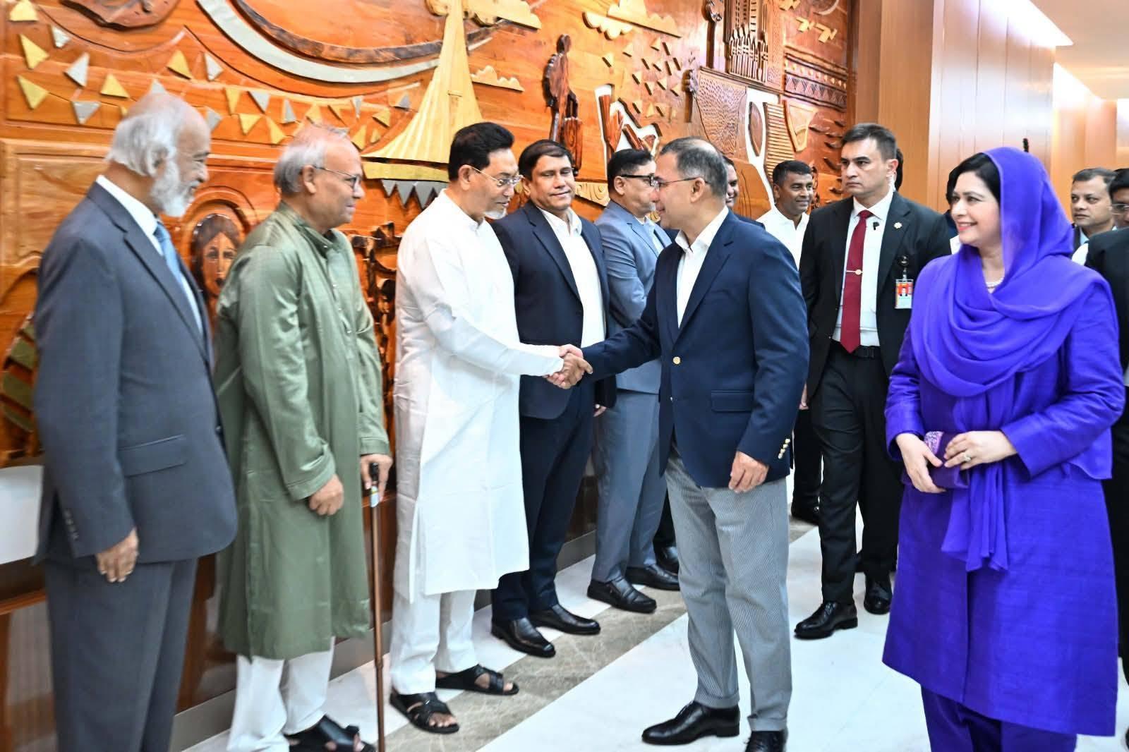 জাতিসংঘ অধিবেশনে যোগ দিতে যুক্তরাষ্ট্রের পথে প্রধানমন্ত্রী