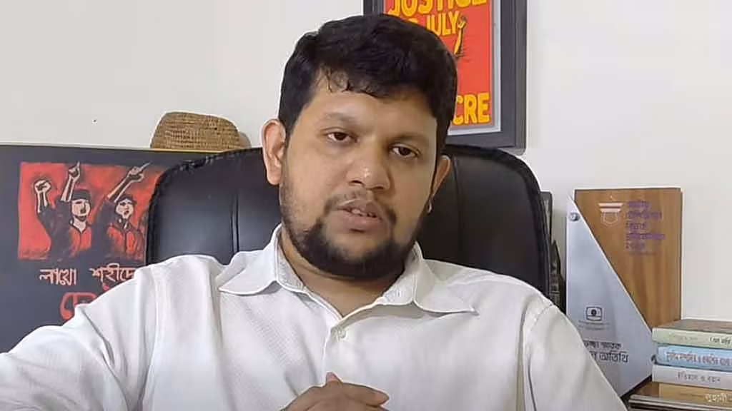 দেশ ‘উগ্র ডানপন্থার ট্রেনে’ উঠে গেছে: মাহফুজ আলম