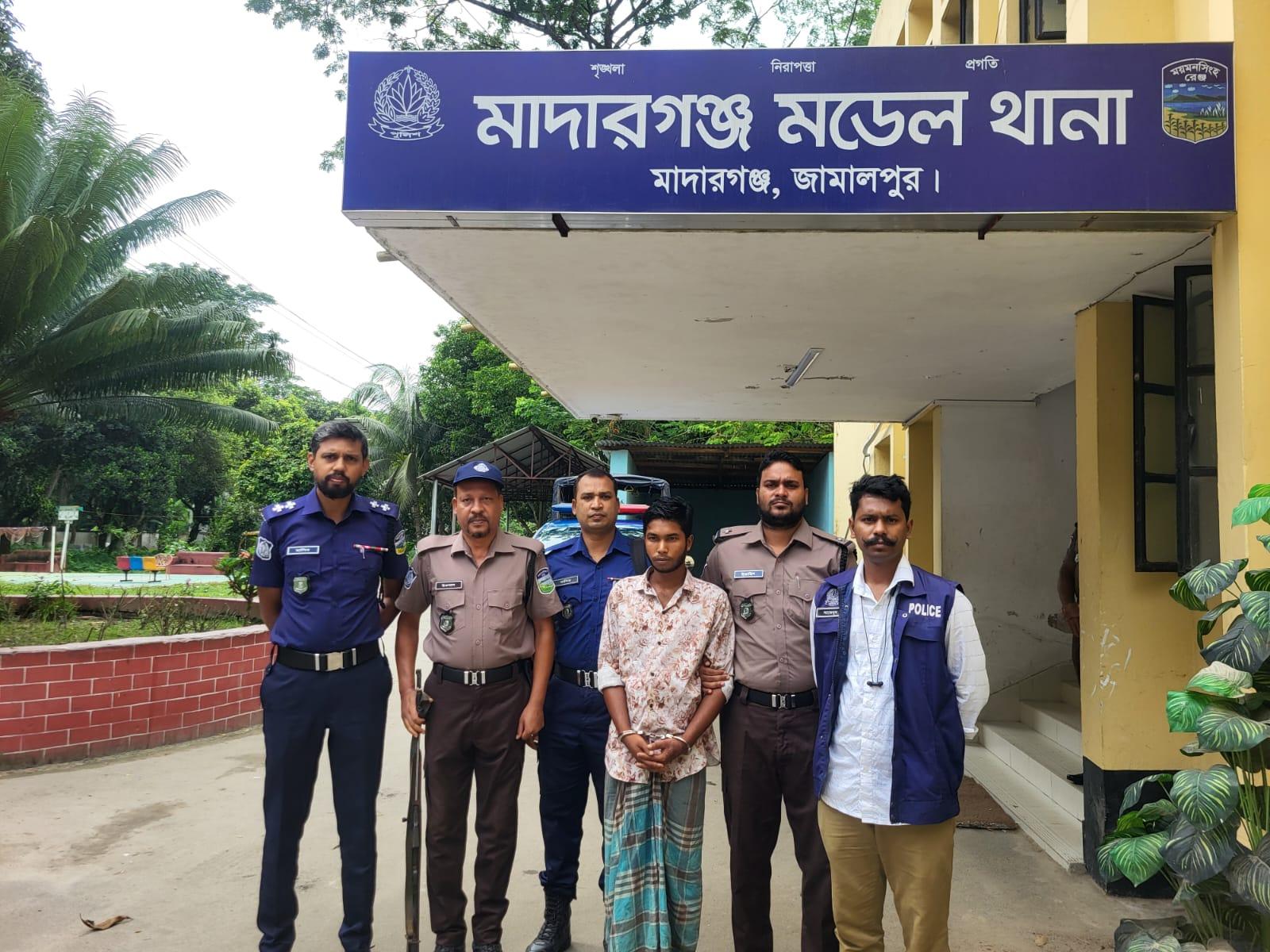 জামালপুরে কিশোরীকে সেচপাম্পে হত্যার ৪৮ ঘন্টায় আসামী গ্রেপ্তার এবং স্বীকারোক্তিমূলক জবানবন্দি