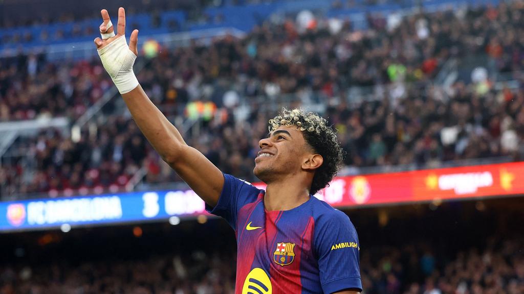 ইয়ামালের দুর্দান্ত হ্যাটট্রিকে ৪ পয়েন্ট এগিয়ে বার্সেলোনা