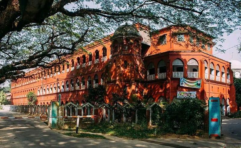 রেলওয়ে পূর্বাঞ্চলের প্রকৌশলীর বিরুদ্ধে নানা অনিয়মের অভিযোগ