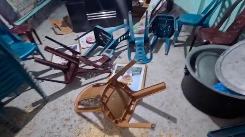 কুষ্টিয়ায় বিএনপি কার্যালয়ে হামলা-ভাঙচুর, আ.লীগ নেতার গোডাউনে আগুন