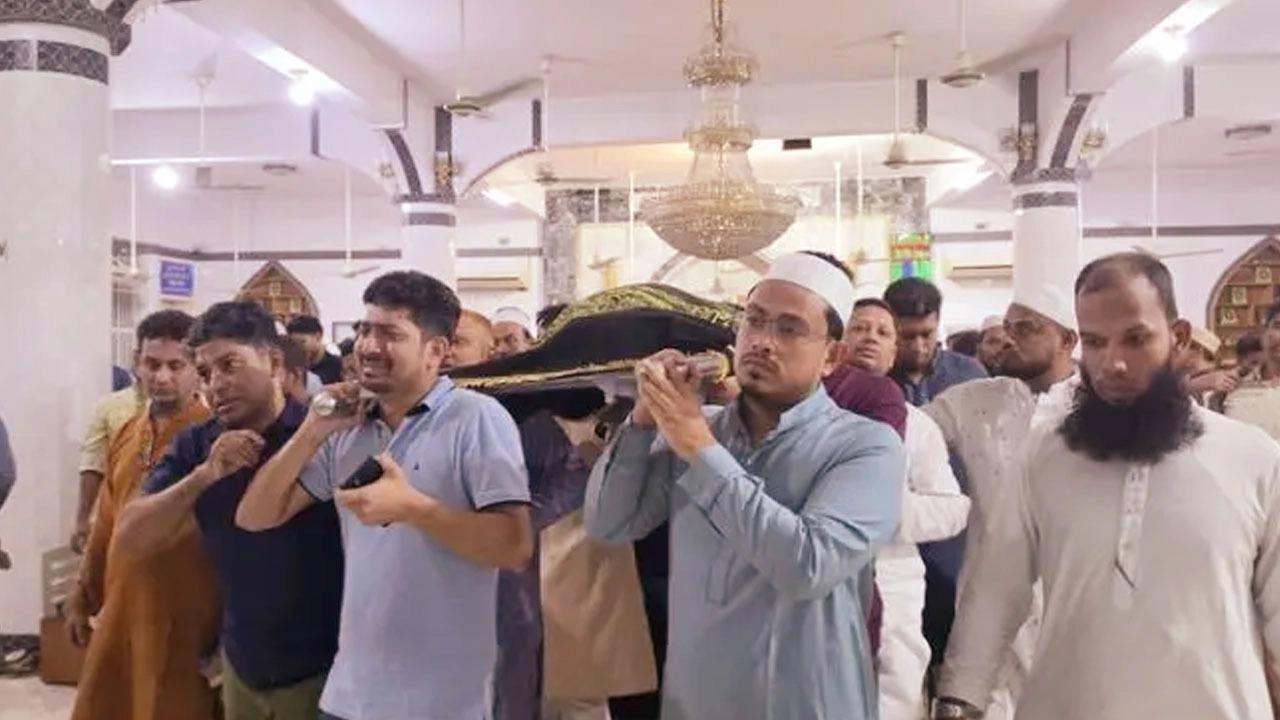 রাজধানীতে লংমার্চের প্রচার মিছিলে স্ট্রোক করে জামায়াত নেতার...