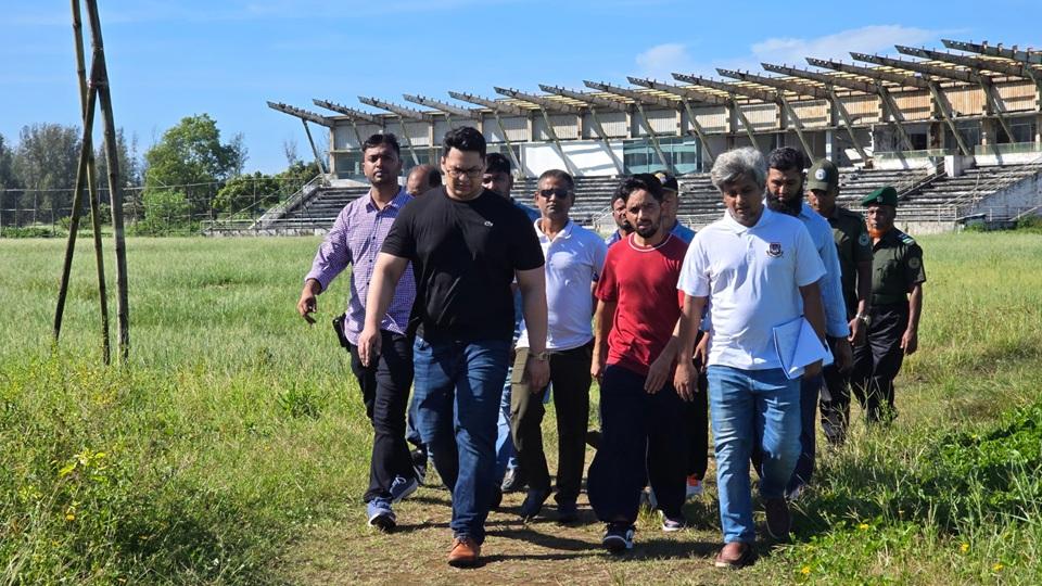 আন্তর্জাতিক স্টেডিয়াম, ঘাসে ঢেকেছে পিচ; সংস্কারে উদ্যোগী বিসিবি