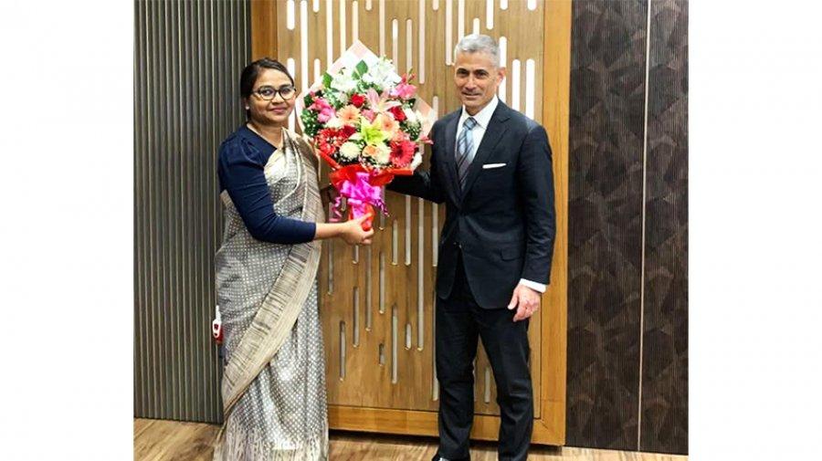 ঢাকায় মার্কিন অ্যাসিস্টেন্ট সেক্রেটারি পল কাপুর