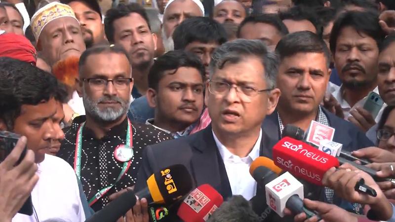আইন অনুযায়ী শেখ হাসিনার বিচার হোক: সালাহউদ্দিন আহমদ