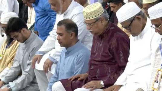 জাতীয় ঈদগাহে মানুষের ঢল, জামাতে রাষ্ট্রপতি ও প্রধানমন্ত্রী