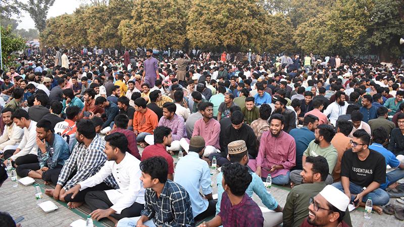 রাকসুর গণ-ইফতার কর্মসূচি, অর্থের উৎস নিয়ে ধোঁয়াশা