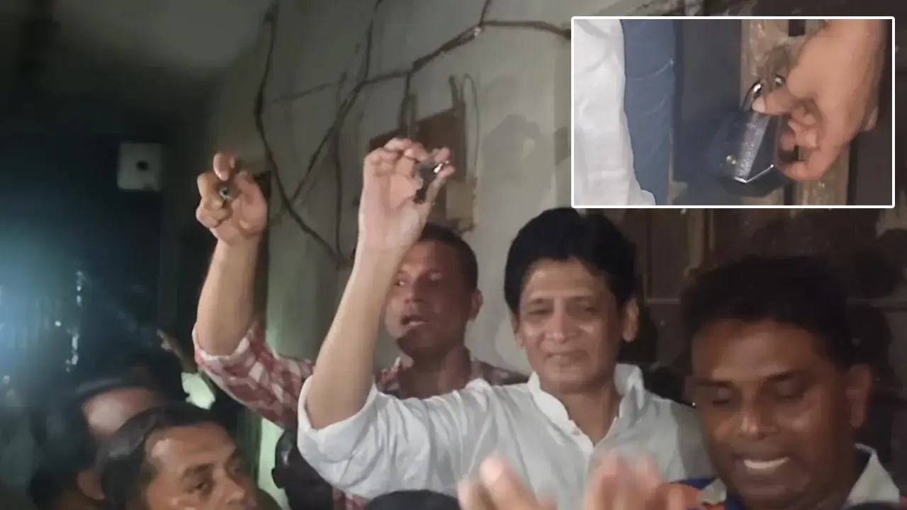 পেট্রোল দিয়ে পুড়িয়ে হত্যার পর সেই দোকানে তালা দিলেন বিএনপি নেতা