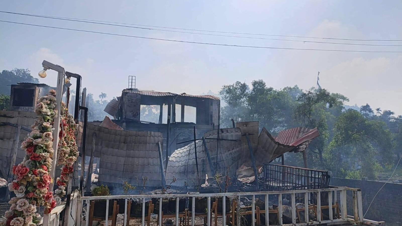 ইনানীতে রিসোর্টে ভয়াবহ অগ্নিকাণ্ড: নিহত ১০, আহত ১৫