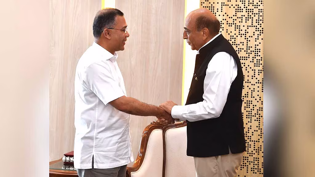 প্রধানমন্ত্রীর সঙ্গে প্রথম সৌজন্য সাক্ষাৎ ভারতীয় হাই কমিশনার ত্রিবেদীর