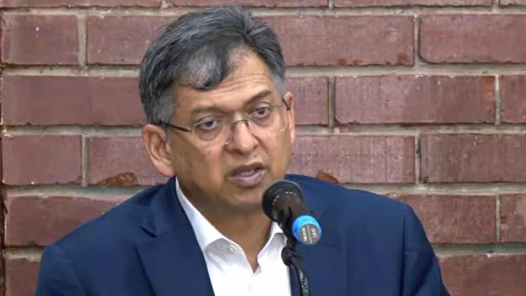 তত্ত্বাবধায়ক সরকার ফিরিয়ে আনার ‘কোনো বিকল্প নেই’: সালাহউদ্দিন