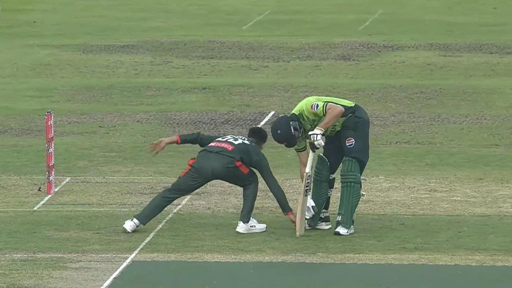 রান আউট করলেন মিরাজ, রেগেমেগে মাঠ ছাড়লেন সালমান