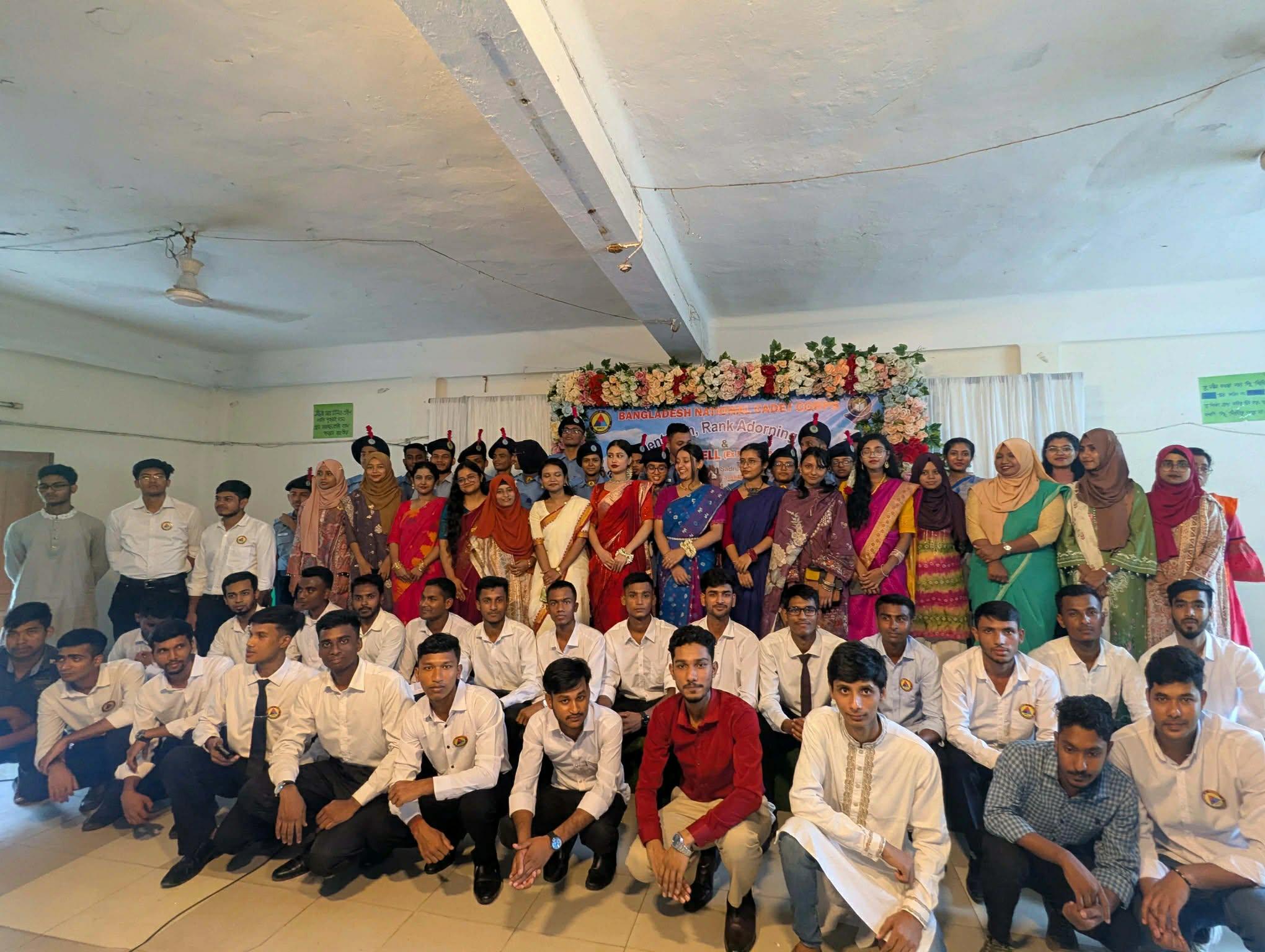 সরকারি তিতুমীর কলেজে বিএনসিসির নবীন বরণ, র‍্যাঙ্ক ব্যাজ পরিধান ও বিদায় সংবর্ধনা অনুষ্ঠিত