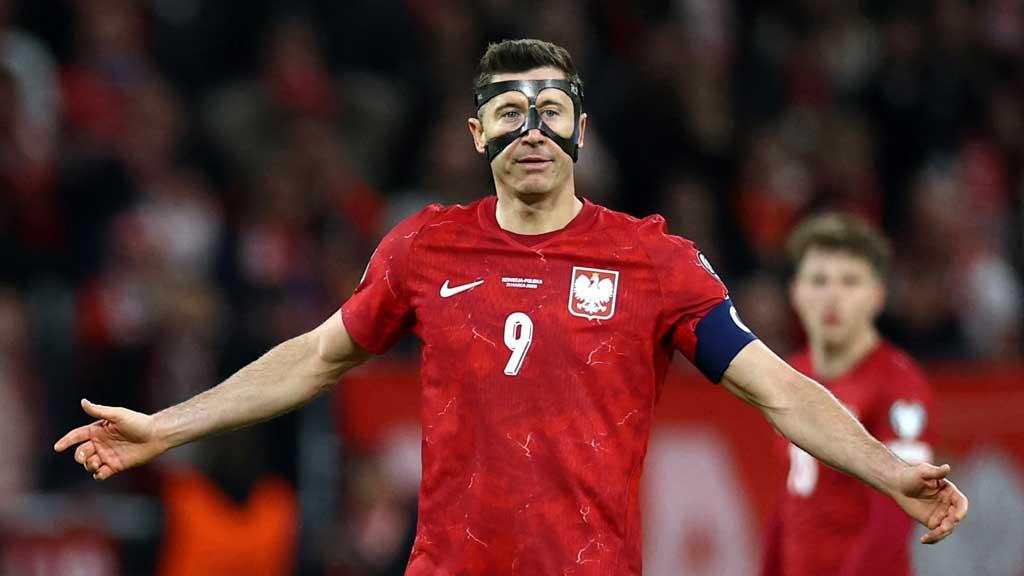 হৃদয়ভাঙা পরাজয়ের পর বিদায়ের ইঙ্গিত লেভানদোভস্কির