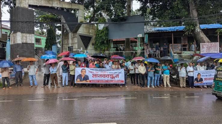 সাংবাদিক সৈকতের মুক্তির দাবিতে রাঙামাটিতে মানববন্ধন