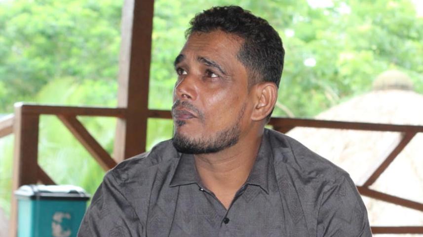 বৃদ্ধ দম্পতির বয়স্ক ভাতার টাকা যাচ্ছে ইউপি সদস্যের স্ত্রী-ছেলের নম্বরে