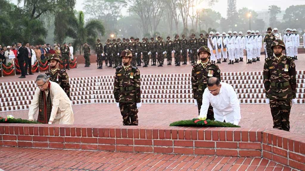 স্বাধীনতা দিবসে স্মৃতিসৌধে রাষ্ট্রপতি-প্রধানমন্ত্রীর শ্রদ্ধা