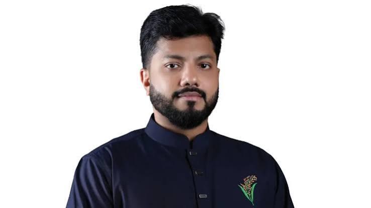 সংযুক্ত ছবি