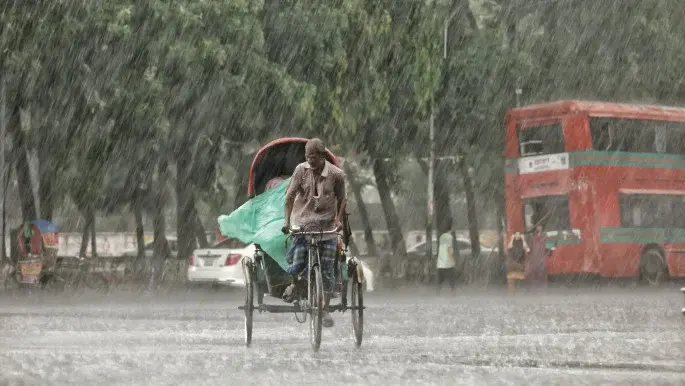 ঈদের আগে ঝড়-বৃষ্টির যে আভাস দিচ্ছে আবহাওয়া অফিস