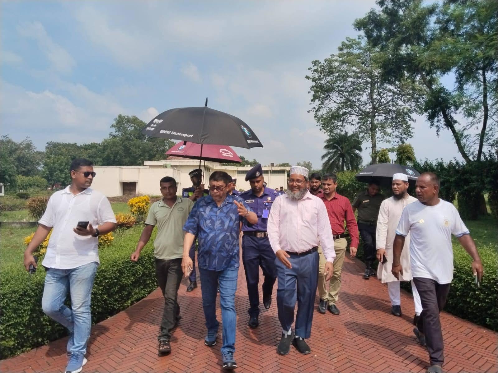 স্বাস্থ্য মন্ত্রীর ঐতিহাসিক পাহাড়পুর বৌদ্ধ বিহারপরিদর্শন
