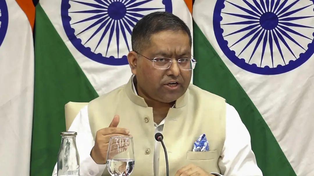 শেখ হাসিনার প্রত্যর্পণ অনুরোধ খতিয়ে দেখা হচ্ছে: জয়সওয়াল