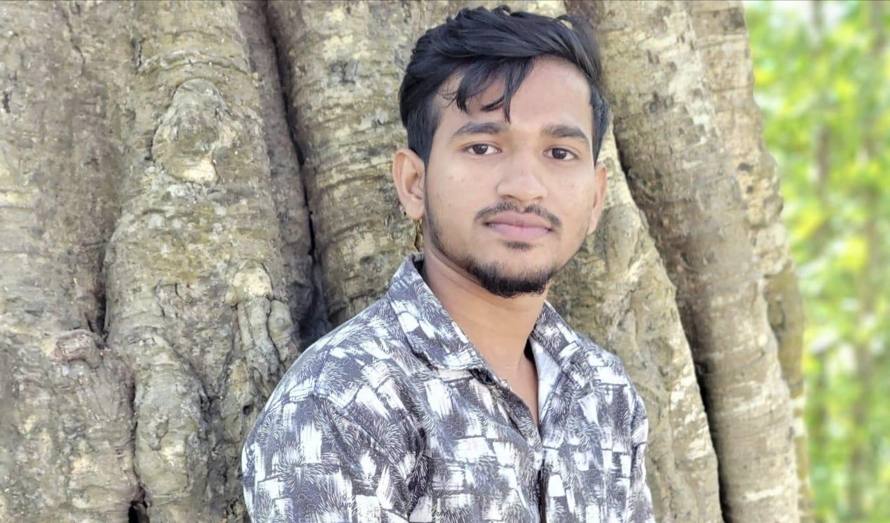 রায়গঞ্জে ধারালো অস্ত্রের হামলায় এইচএসসি পরীক্ষার্থীর মৃত্যু,বড় ভাই আইসিইউতে, থানায় মামলা