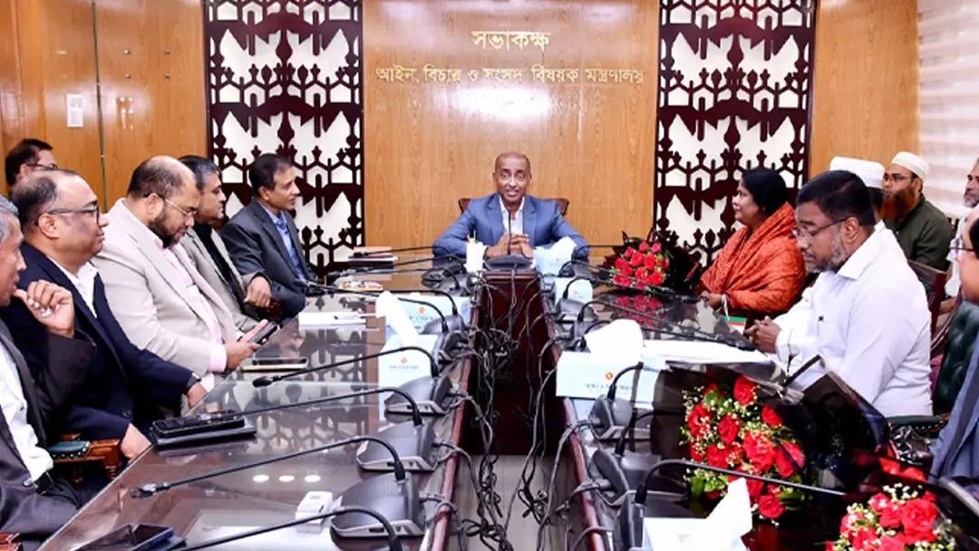 সরকারি চাকরি শুধু পেশা নয়, জনগণের সেবা করার সুযোগ: আইনমন্ত্রী