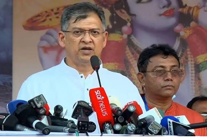 ধর্মীয় পরিচয়ের আগে আমরা সবাই বাংলাদেশি: স্বরাষ্ট্রমন্ত্রী