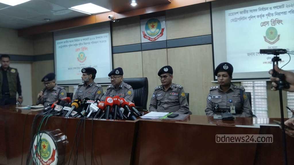 নির্বাচনে কোনো হুমকি নেই: ডিএমপি কমিশনার