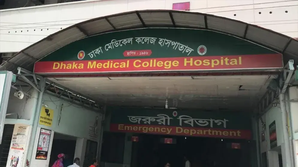 রাজধানীতে এলোপাতাড়ি গুলি, নারীসহ গুলিবিদ্ধ ৩