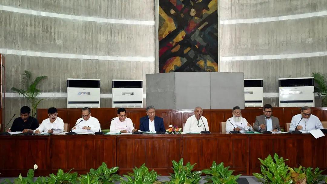 সংযুক্ত ছবি