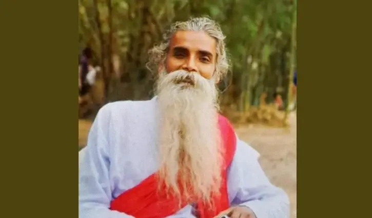 কবর থেকে ‘পীরের’ মরদেহ তুলে দরবারে দাফনের অভিযোগ