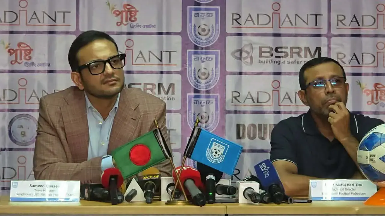 সংবাদ সম্মেলনে কোচ-অধিনায়ক নেই, তোপের মুখে ম্যানেজার