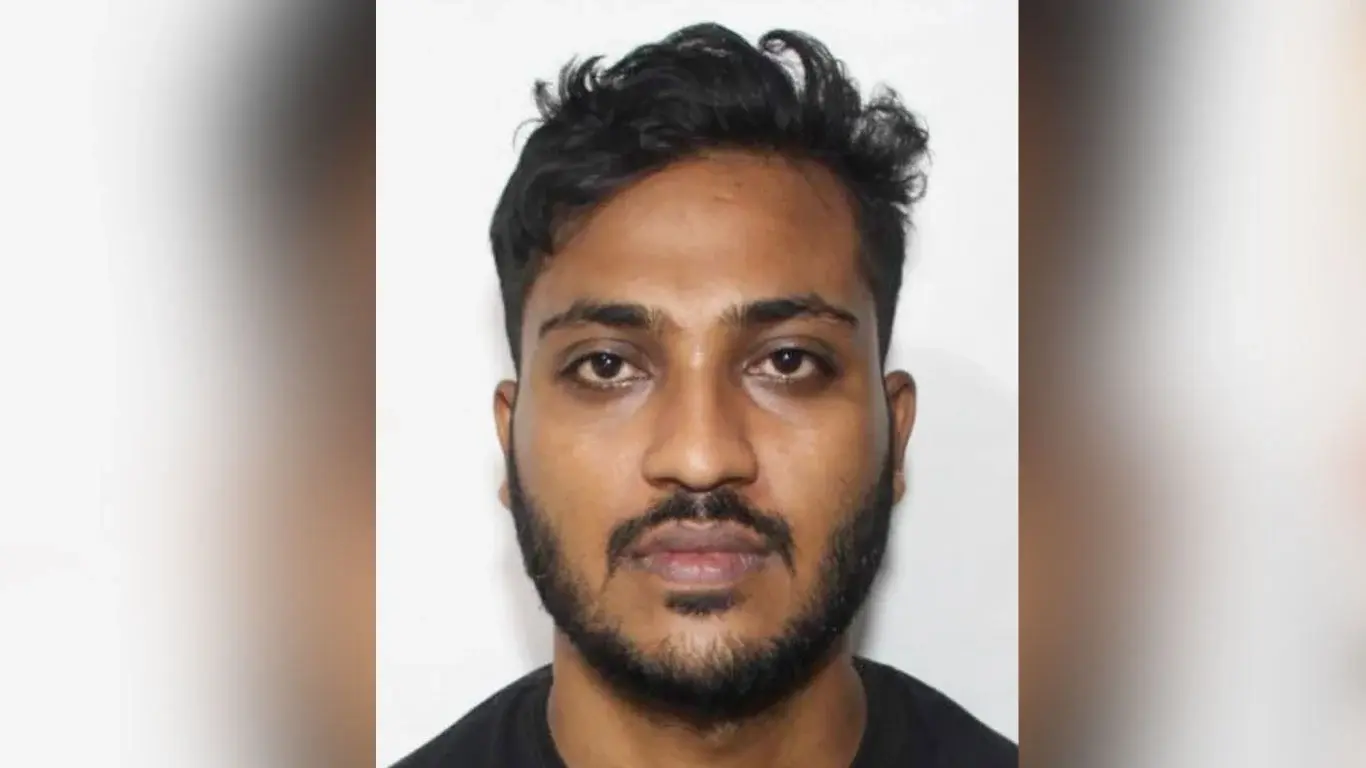 চাইনিজ পোশাক ব্যবসায়ীর কোটি টাকা নিয়ে উধাও ড্রাইভার, পাঠালেন খুদেবার্তা